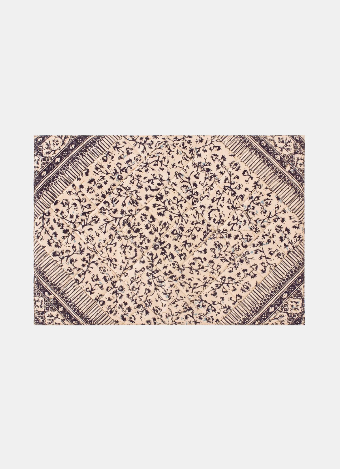 Quilted Placemat – Clove Leaf